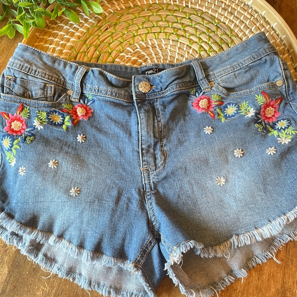 RUE 21 Floral Embroidered Denim Shorts